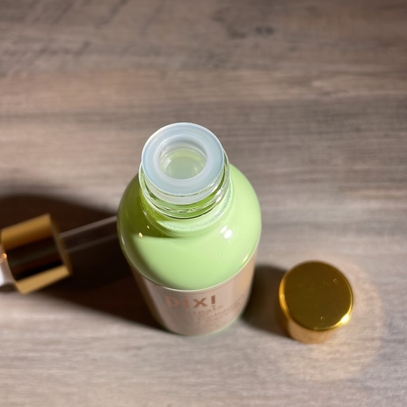 PIXI Skintreats Collagen & Retinol Serum New - Picture 3 of 4